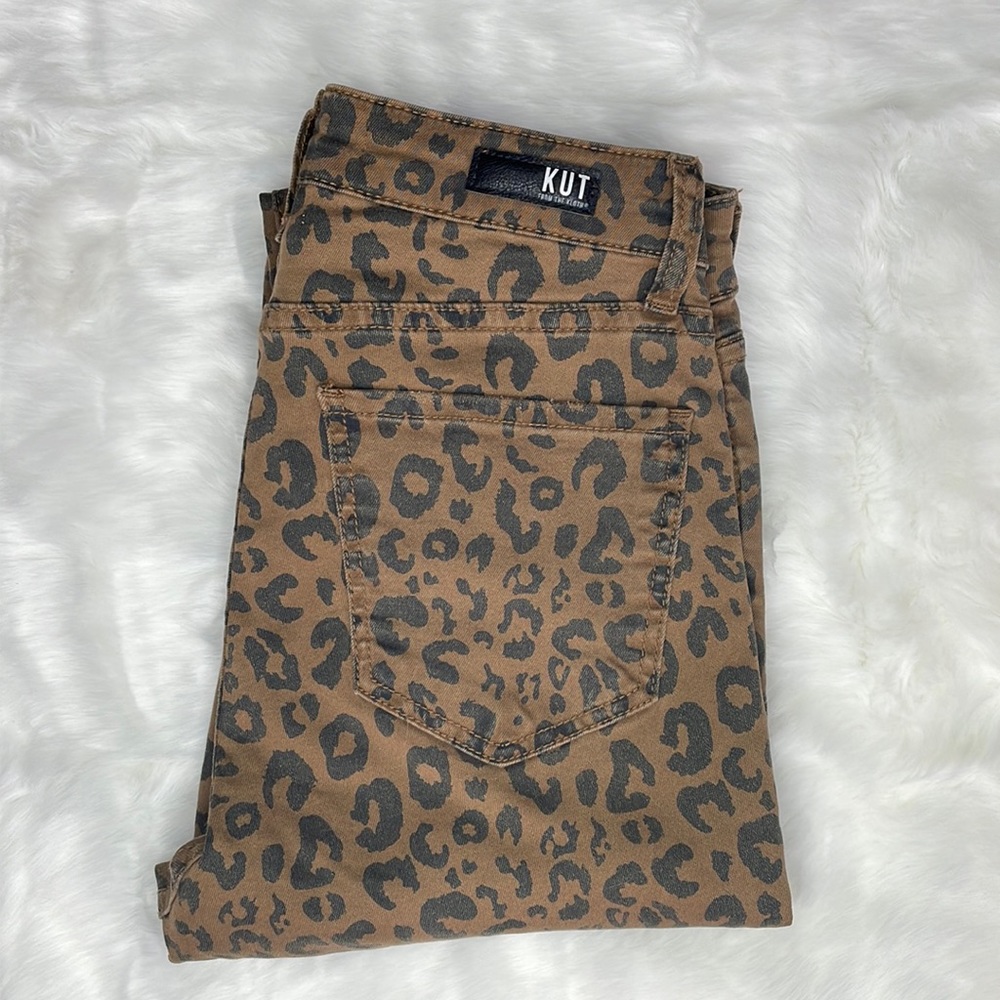 Kut from the Kloth High Rise Donna Jeans.